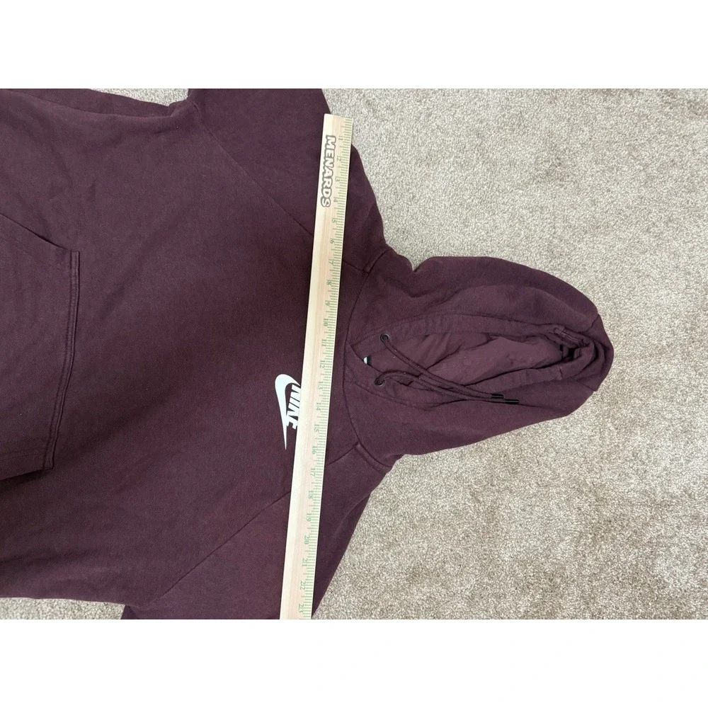 Nike Hoodie woman's XL. C16